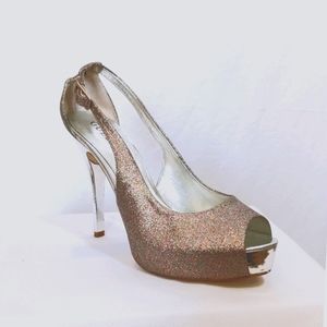 Guess peep toe sling back heels
